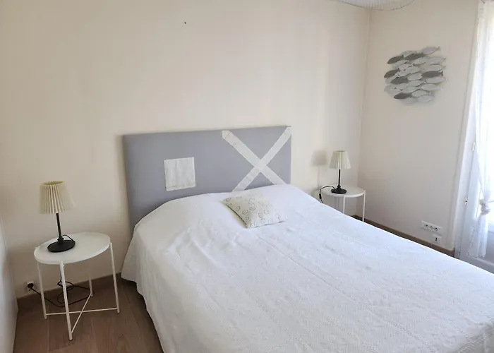 Sejour Apaisant Avec Piscine A
