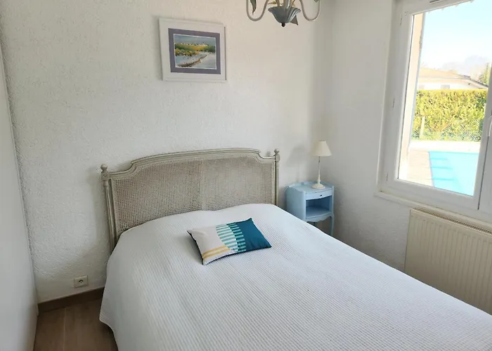 Sejour Apaisant Avec Piscine A