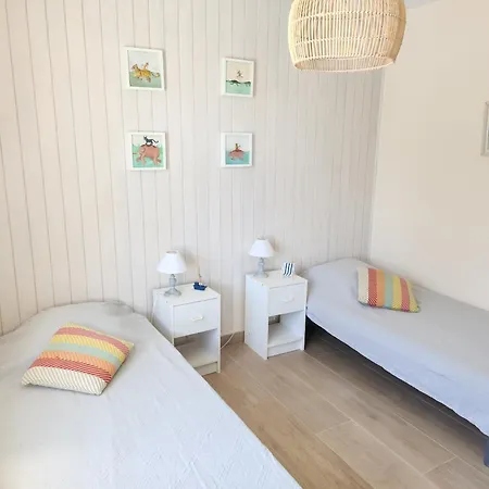 Sejour Apaisant Avec Piscine A 度假居 *
