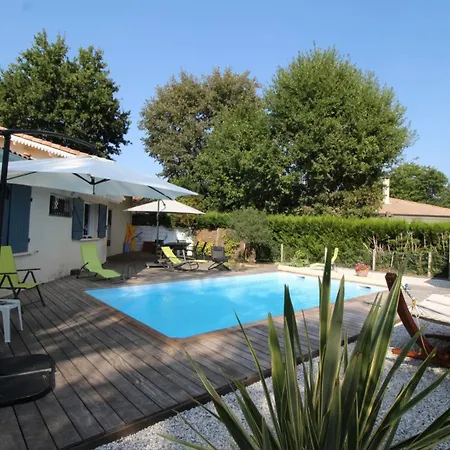 Sejour Apaisant Avec Piscine A 度假居